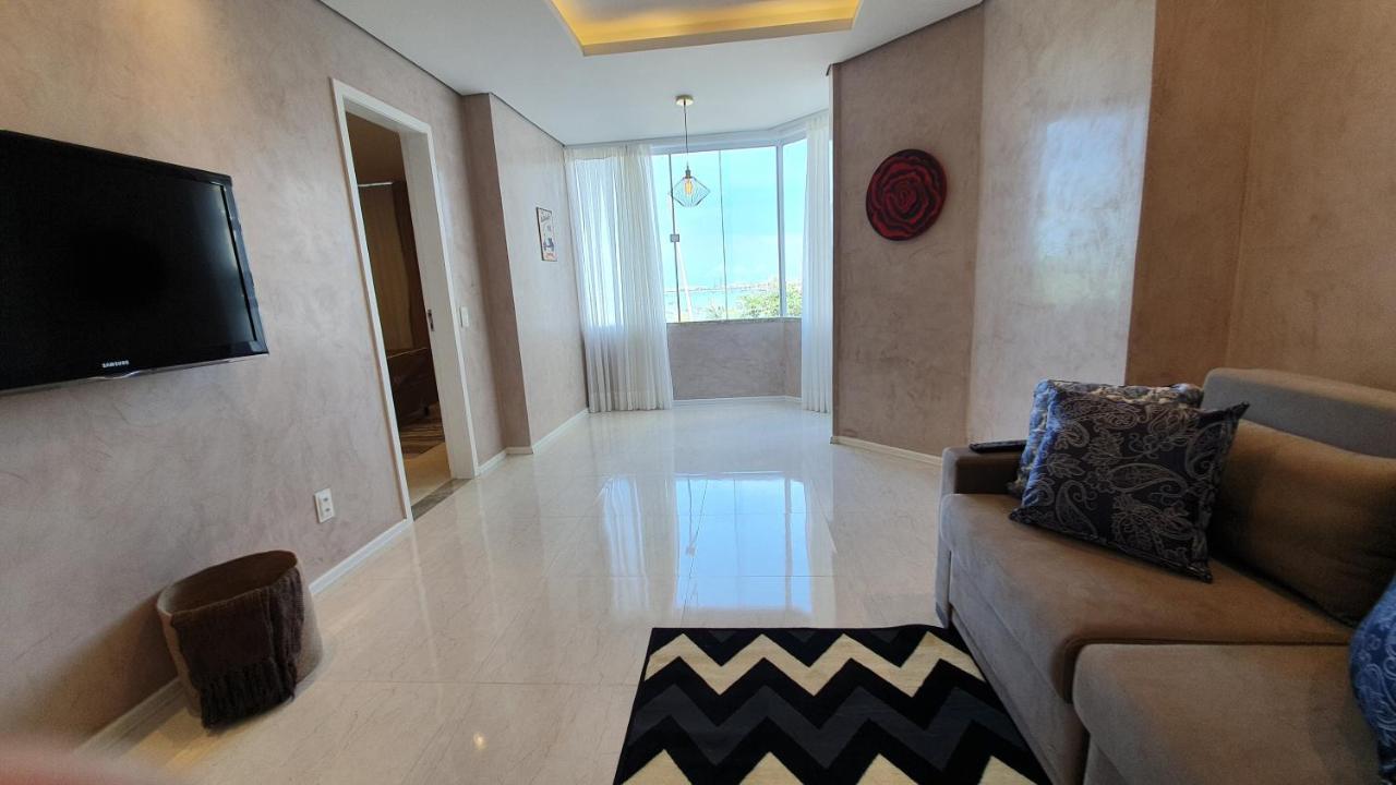 Apto Luxo Em - Beira Mar